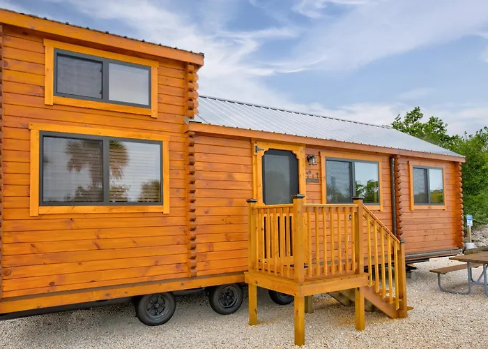 Cabins At Bonefish Bay